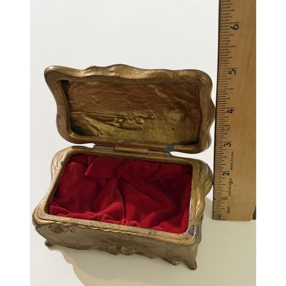 Metal Art Nouveau Angel Cherub Jewelry Casket Trinket box Gold Tone 5